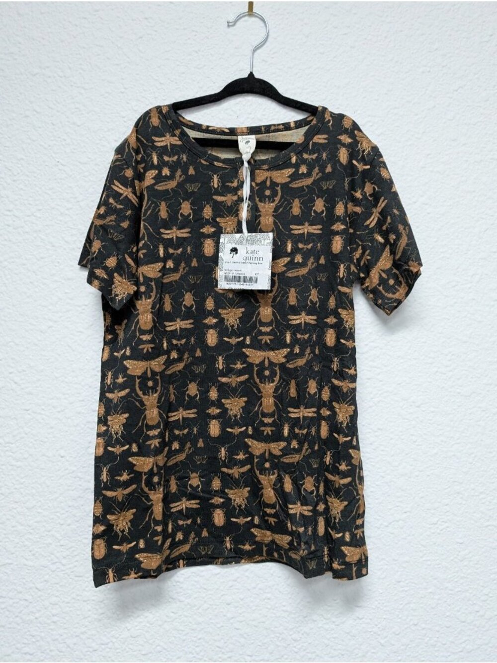 Kate Quinn Bamboo Beluga Insects Short Sleeve Henley Tee 10Y Bugs Black Gold